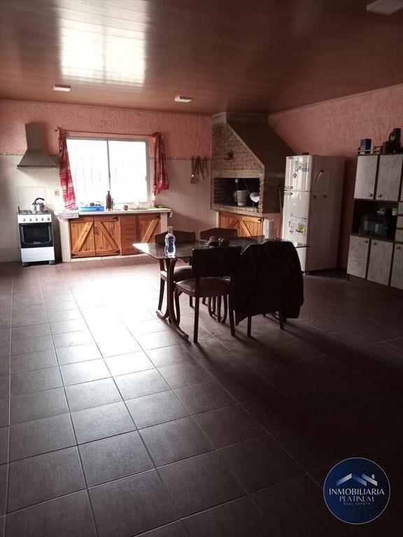 Casa en venta c/ cochera en Piedras Blancas