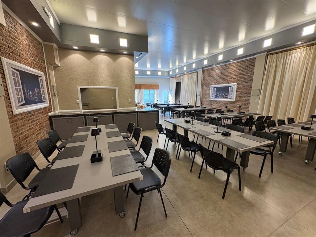 Alquiler - Local Comercial ideal para Salones de fiestas, pu
