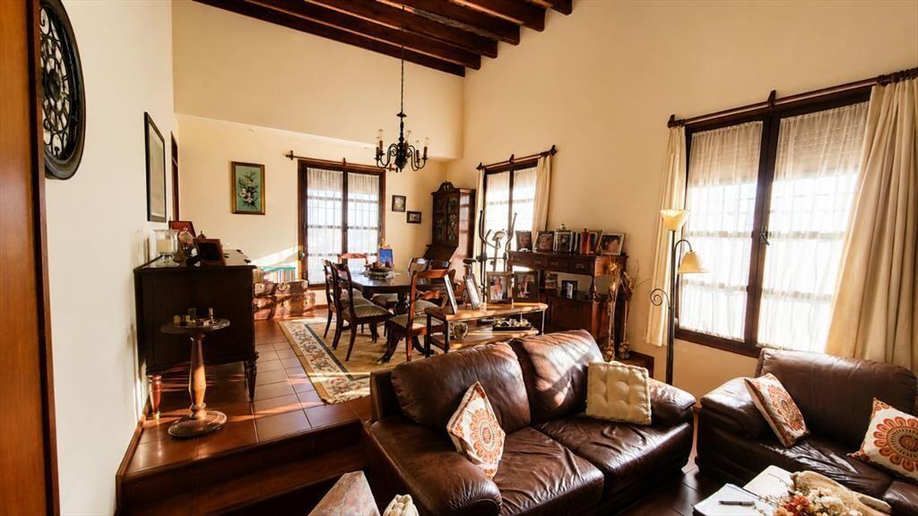 Casa 7 ambientes en venta en Carmelo Única