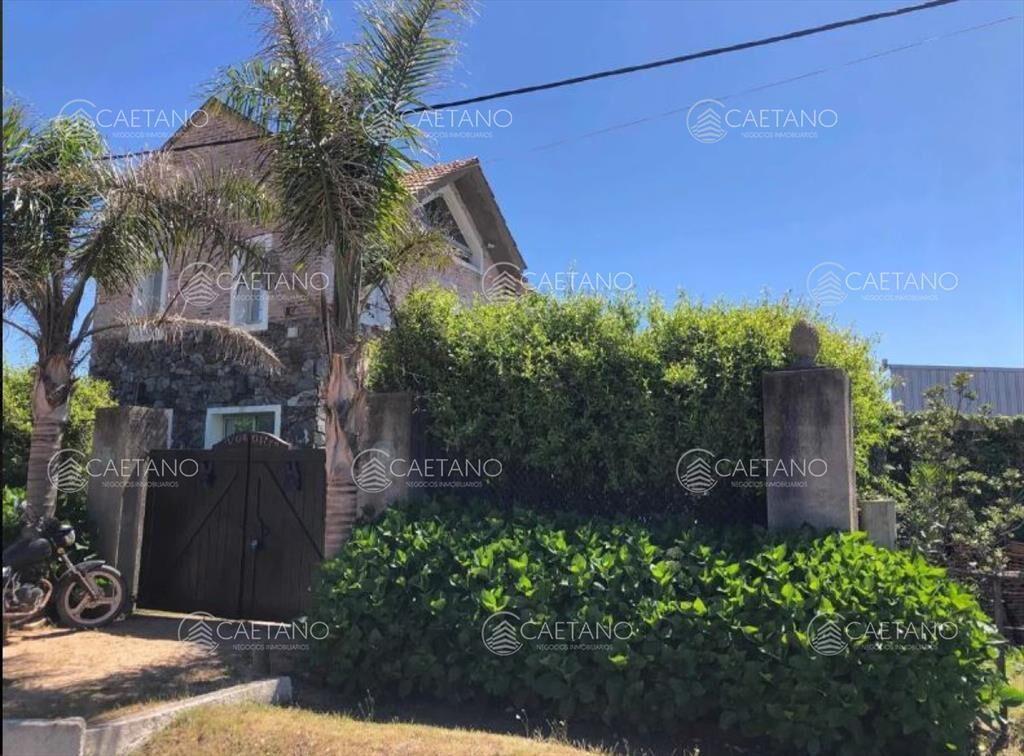 Hermosa casa en Balneario Buenos Aires a pasos