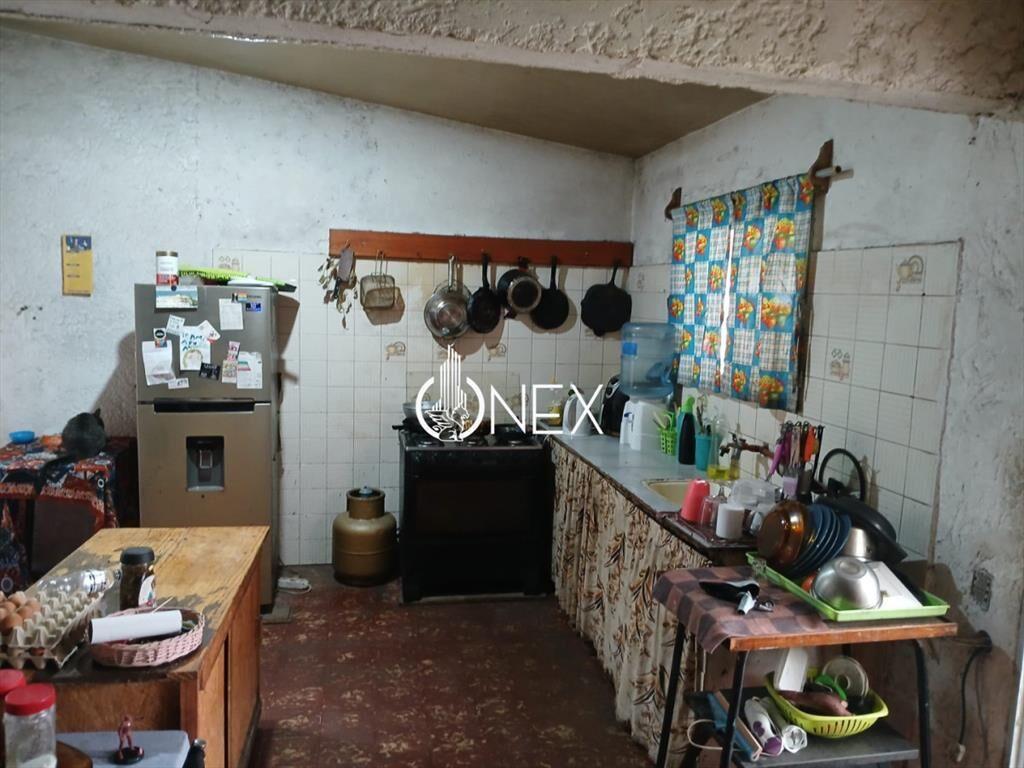 Se vende casa en Las Toscas sur.