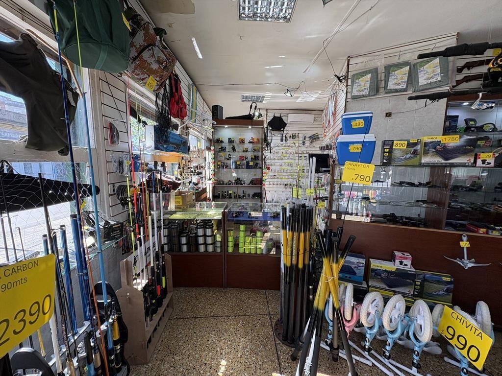 Venta de tres locales comerciales en padron unico CON RENTA