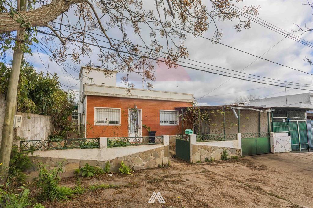 Casa más apartamento en un mismo padrón - La Paz