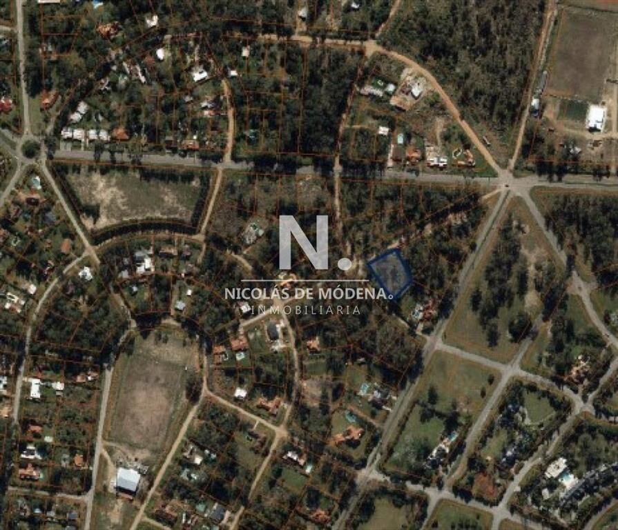 Terreno en venta a poca distancia del centro de