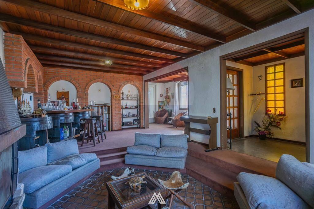 VENTA Casa 4 dormitorios y galpón 126 m² Belvedere