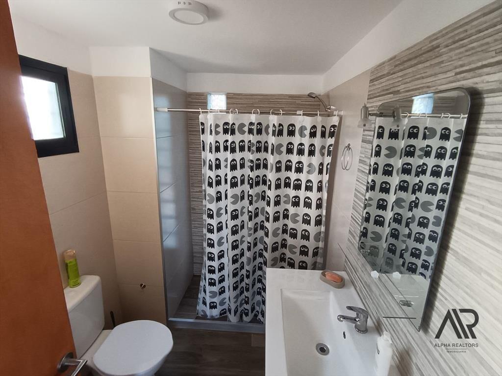 Casa en venta c/ cochera en Punta Negra
