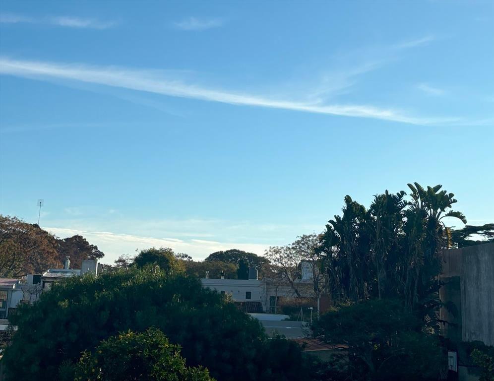 Venta casa tres dormitorios Araucana y Bolivia Punta Gorda