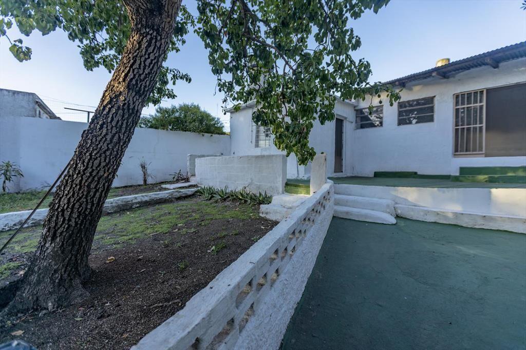 Venta Casa y Apartamento en mismo padrón Apto crédito banca