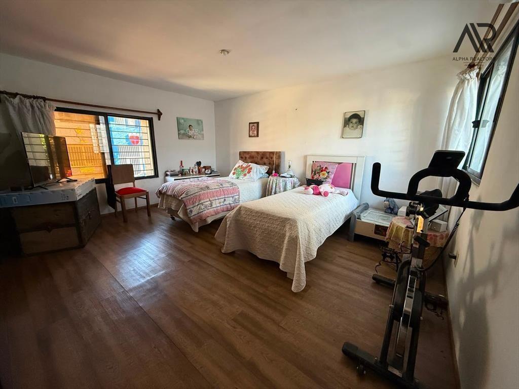Casa en venta c/ cochera en Barrio Sur