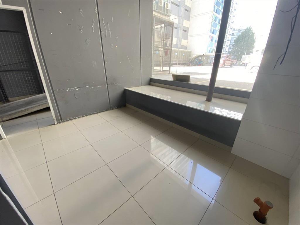 Alquiler de Local comercial en Malvin - Oviedo y Ñangaripé