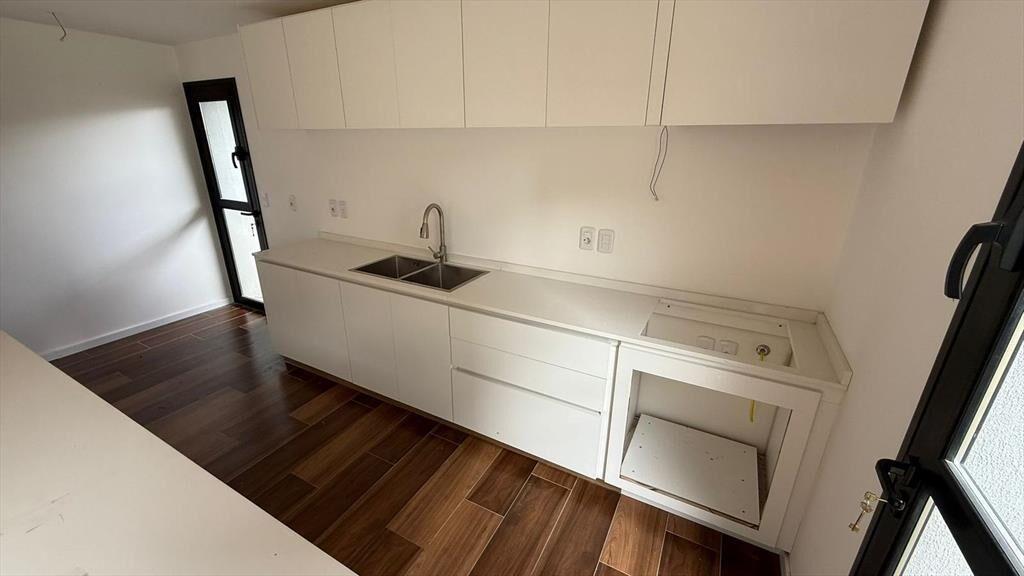 Casa en barra de carrasco, 3 dorm, gge, patio, losa, estren