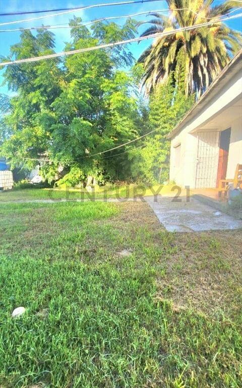 Casa a 2 de Spencer y Veracierto/3Dorm/750 m2 terreno arb...