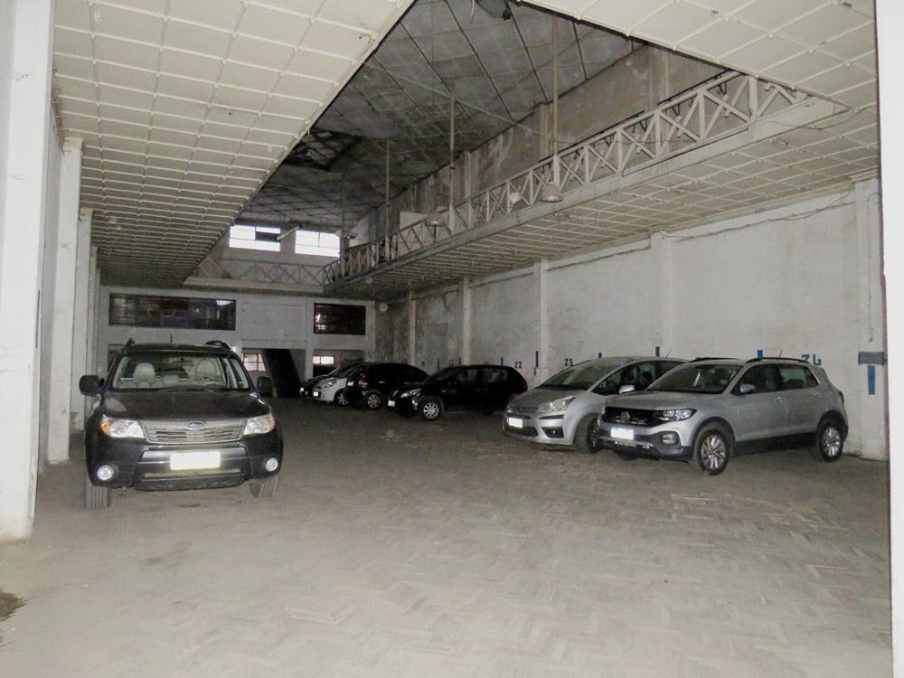 Tres padrones: Parking, local y apartamento