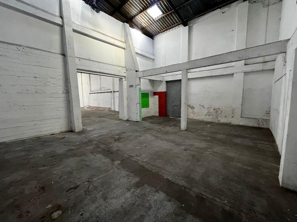 Veracierto y Zumaran, 390 M2, Vig 24 Hs, zona habilitada pa