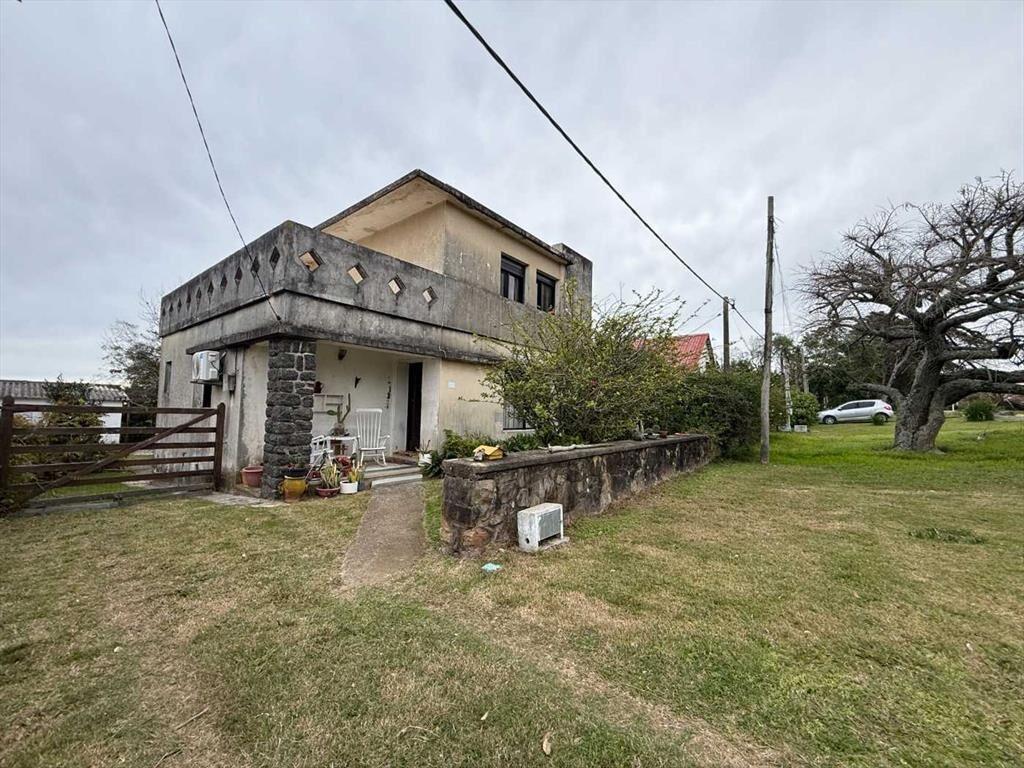 Venta casa NUDA PROPIEDAD Santa Lucia del Este
