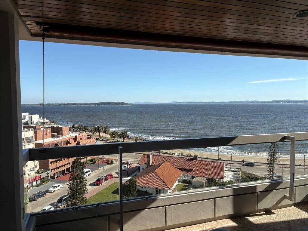 Apartamento en Alquiler Anual