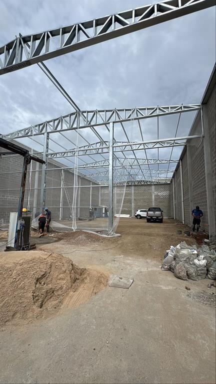 Venta de depósito o galpón Malvin Norte