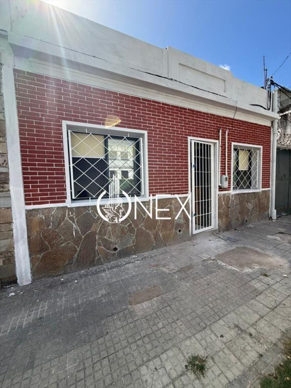 Se vende casa en barrio Unión , Montevideo.