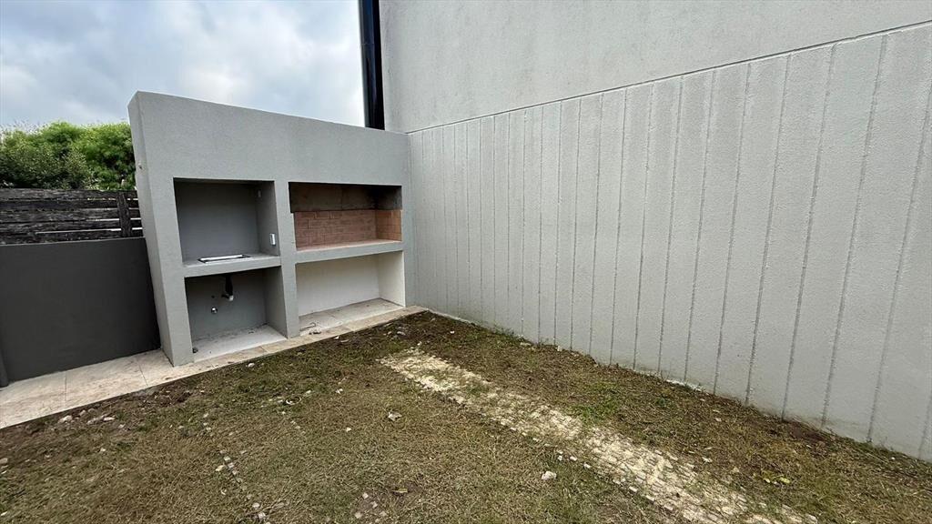 Casa en barra de carrasco, 3 dorm, gge, patio, losa, estren