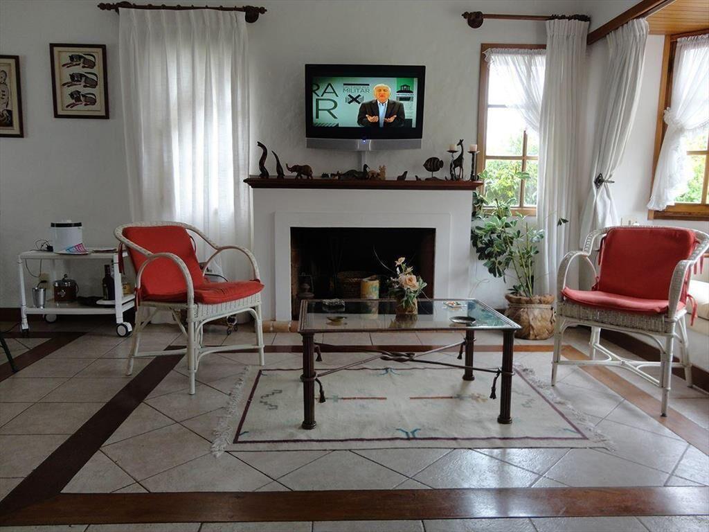 Casa en venta, a una cuadra de playa mansa