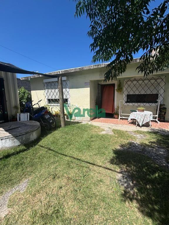 Casa de planchada má aptos próx a Costa Urbana