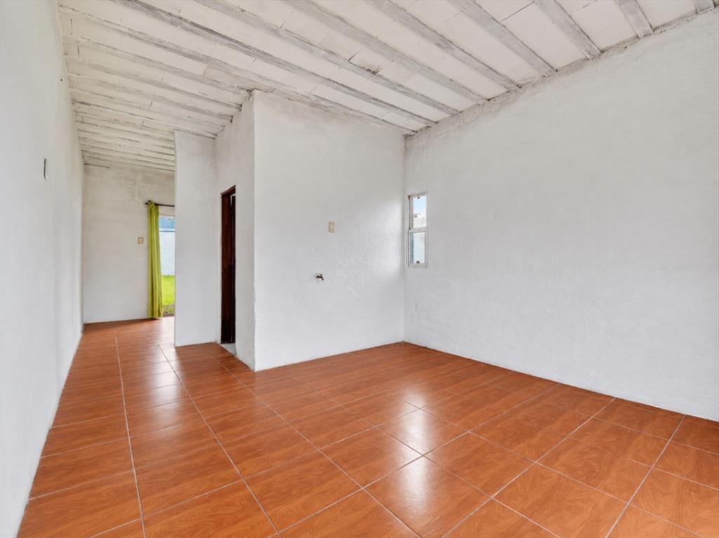 Venta de casa o 3 apartamentos de 1 dormitorio en Punta ...