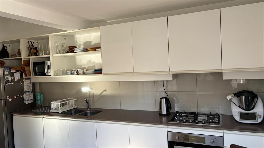 D'Angelo, Excelente casa en venta 3 dorm, 3 baños, barba...