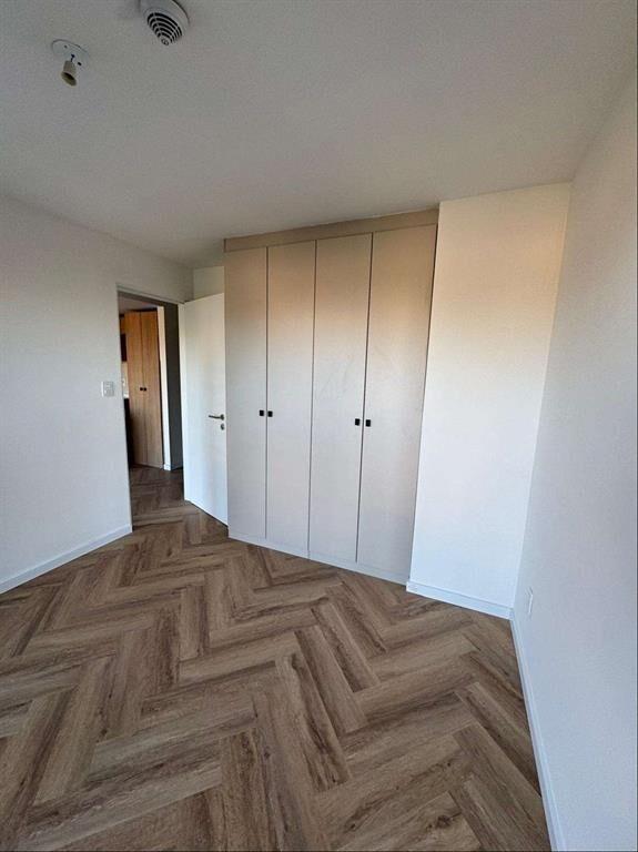 A ESTRENAR APTO DE 1 DORM CON COCHERA