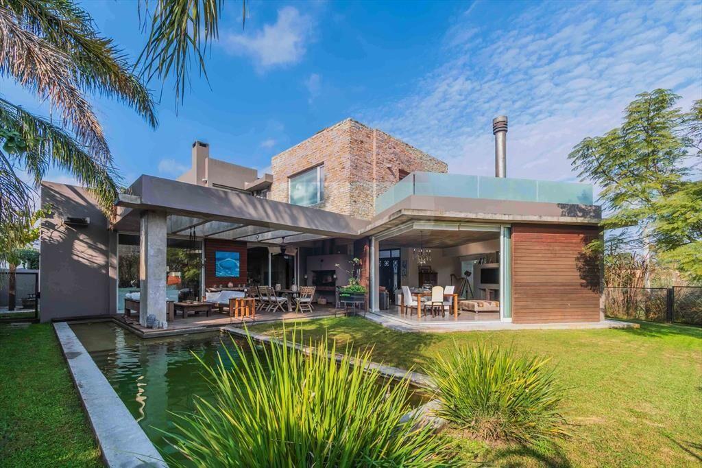 VENTA CASA PARQUE MIRAMAR 3 DORM ESTUDIO PISCINA