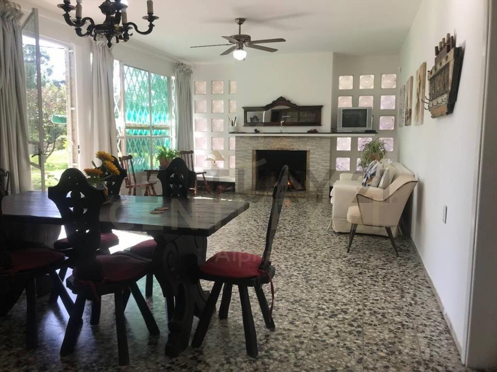 APTA BANCO/502m2/3D/2B/A mts del mar- LaFloresta Sur