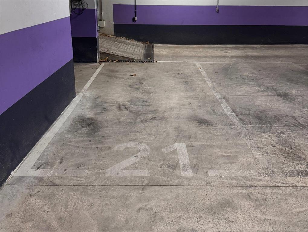 Alquiler de Garage en Avenida 8 de Octubre en La blanqueada