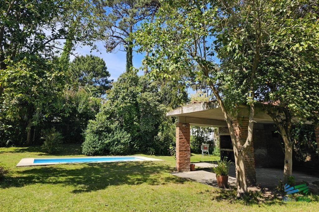 CASA CON PISCINA, 4 DORMITORIOS, MANSA, PUNTA DEL