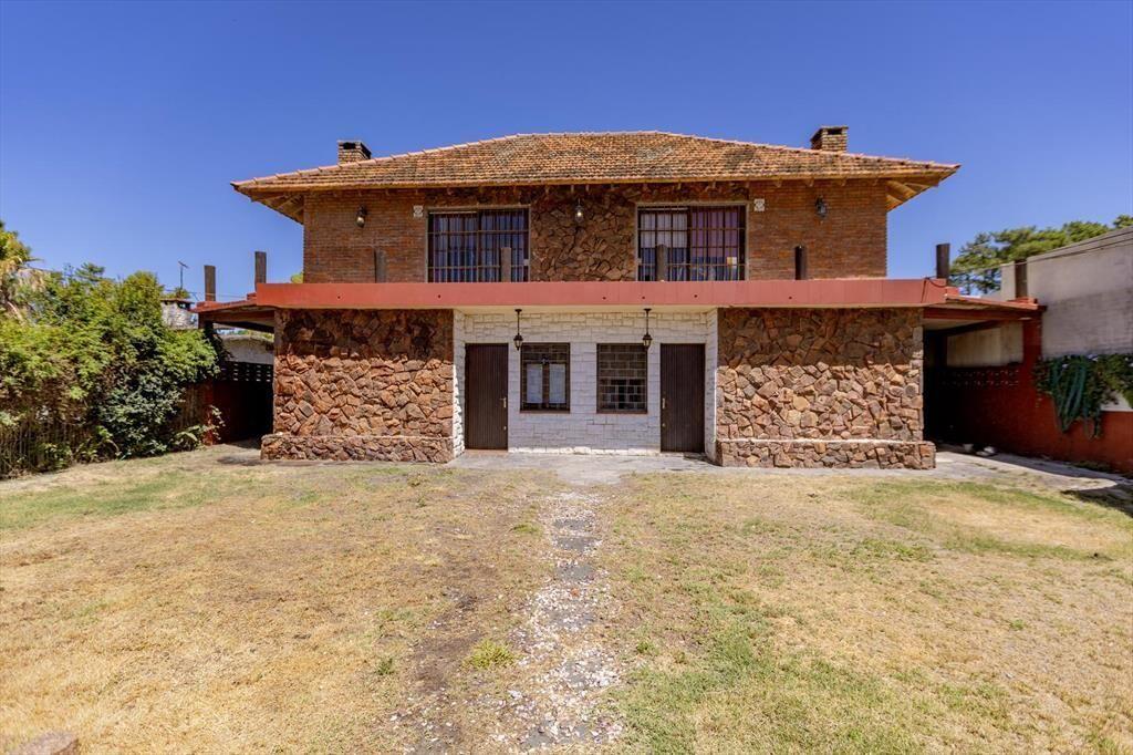 Venta de Dos Casas Medanos de Solymar unico padron