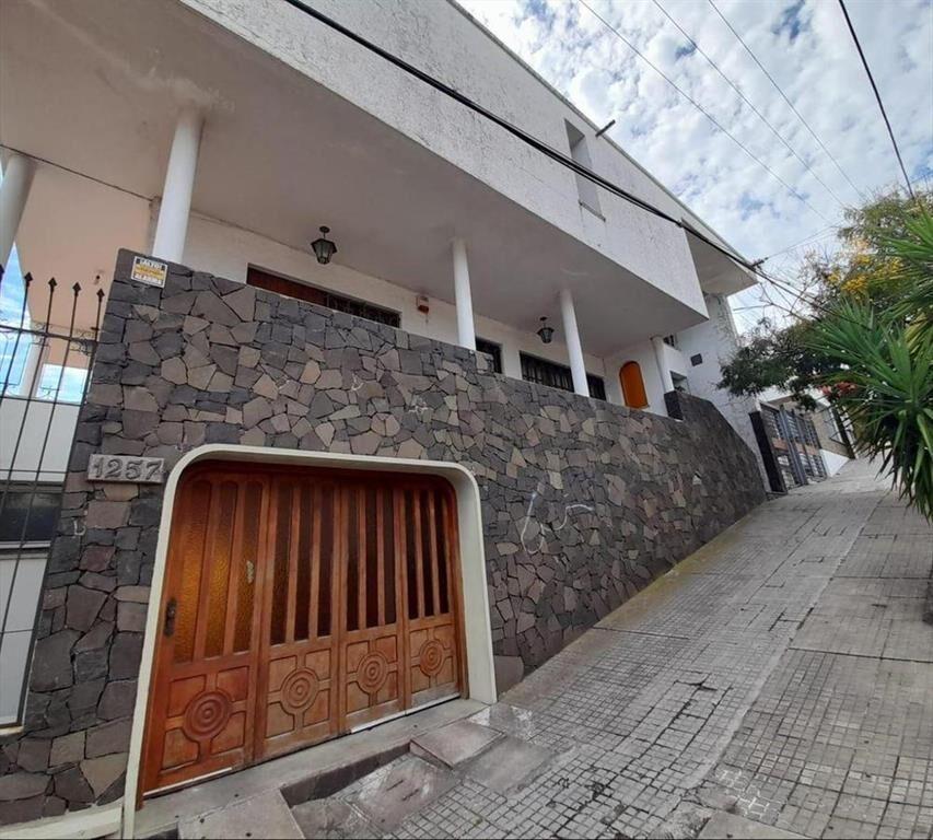 Venta de casa en Ciudad de Rivera