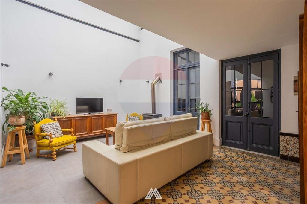 VENTA CASA 3 DORMITORIOS, 3 BAÑOS EN CORDON