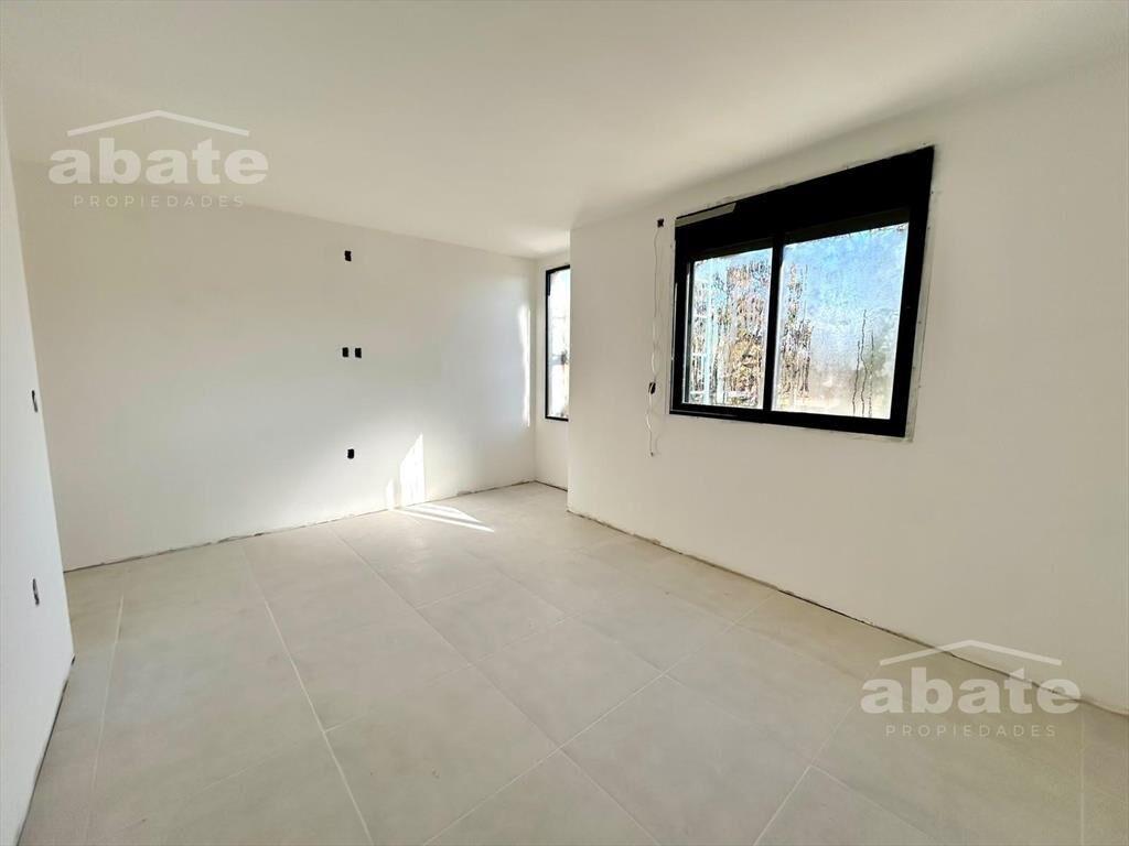 Venta casa de 3 dormitorios a estrenar próximo a Av. de los