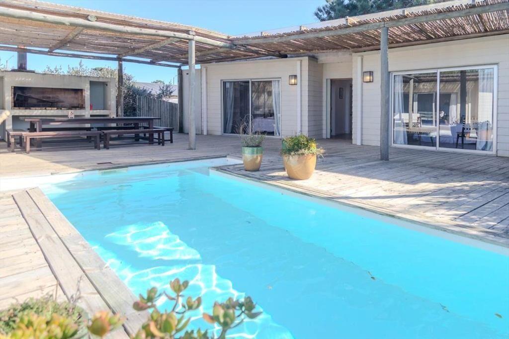 Alquiler José Ignacio 4 dormis y piscina