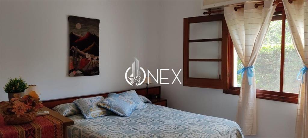 Venta de casa en La Floresta + apto.