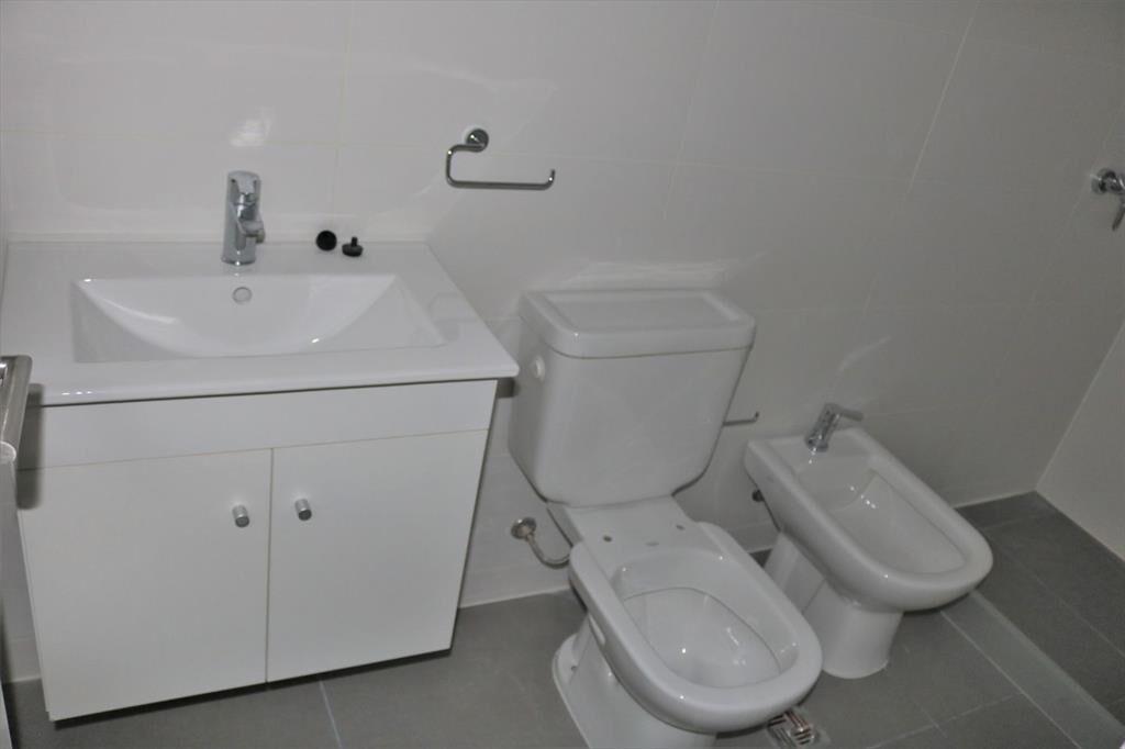 Venta con renta apartamento 2 dormitorios con garaje - Es...