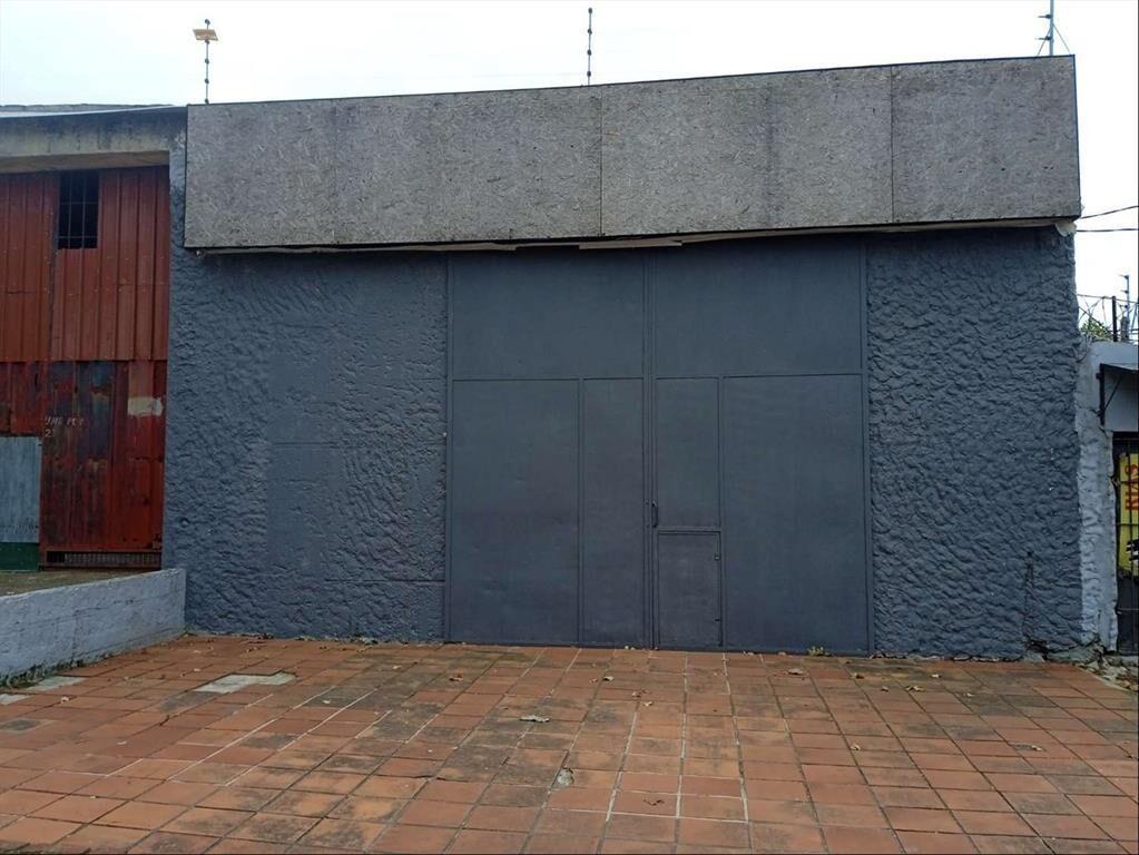 Alquiler de local de 266 m2 en Lezica.