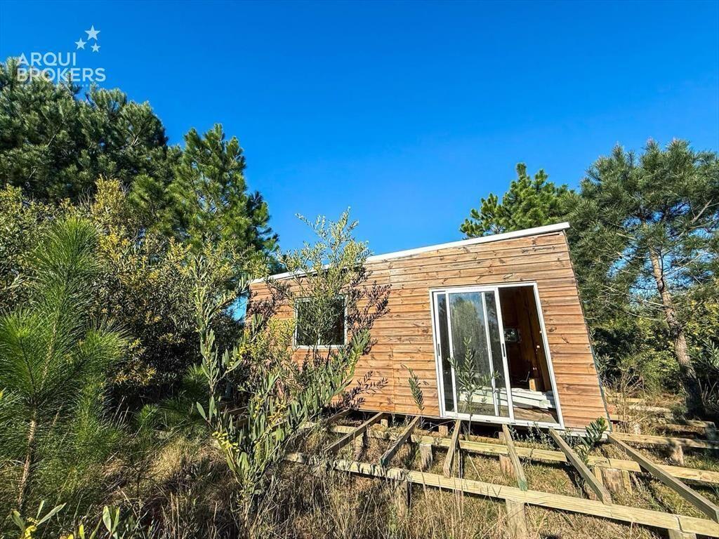 Terreno en venta en Punta del Diablo Rocha con cabaña