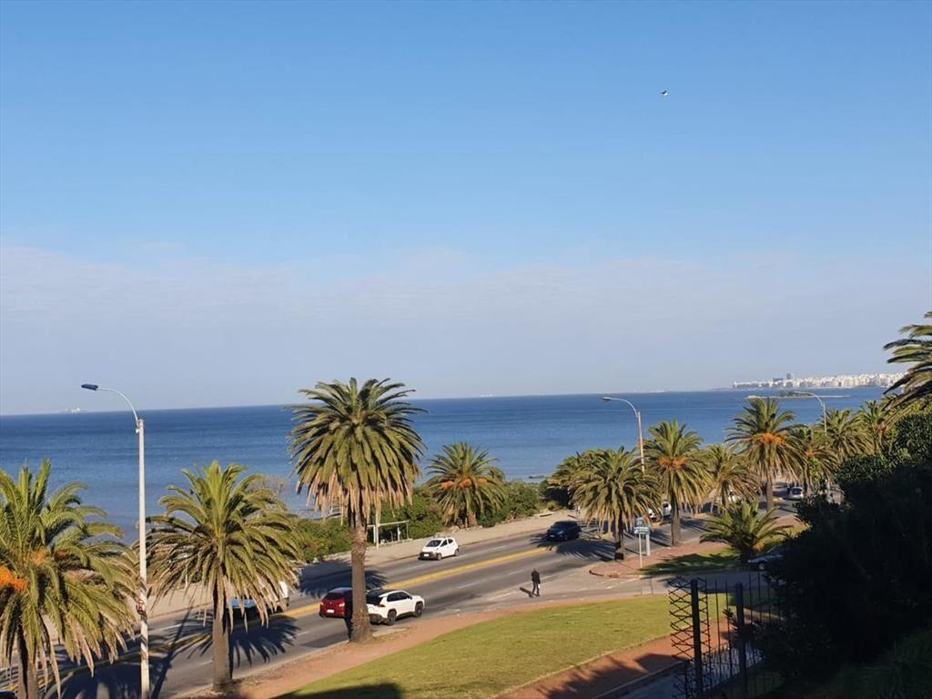 Rambla O Higgins entre Grito de Gloria y Motivos de Proteo