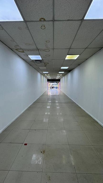 Gran esquina, Agraciada y Pilar Costa, 85 m2 , 5 mts de fre