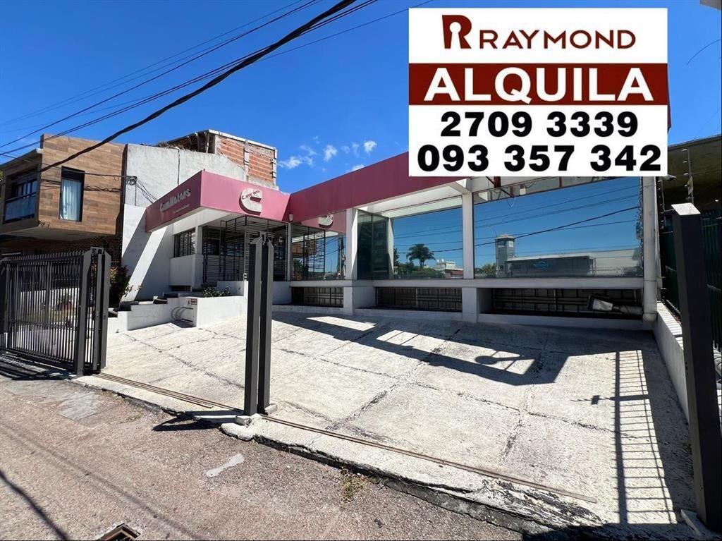 Alquiler local 900m2 Av.Italia mts Plaza Italia Shopping