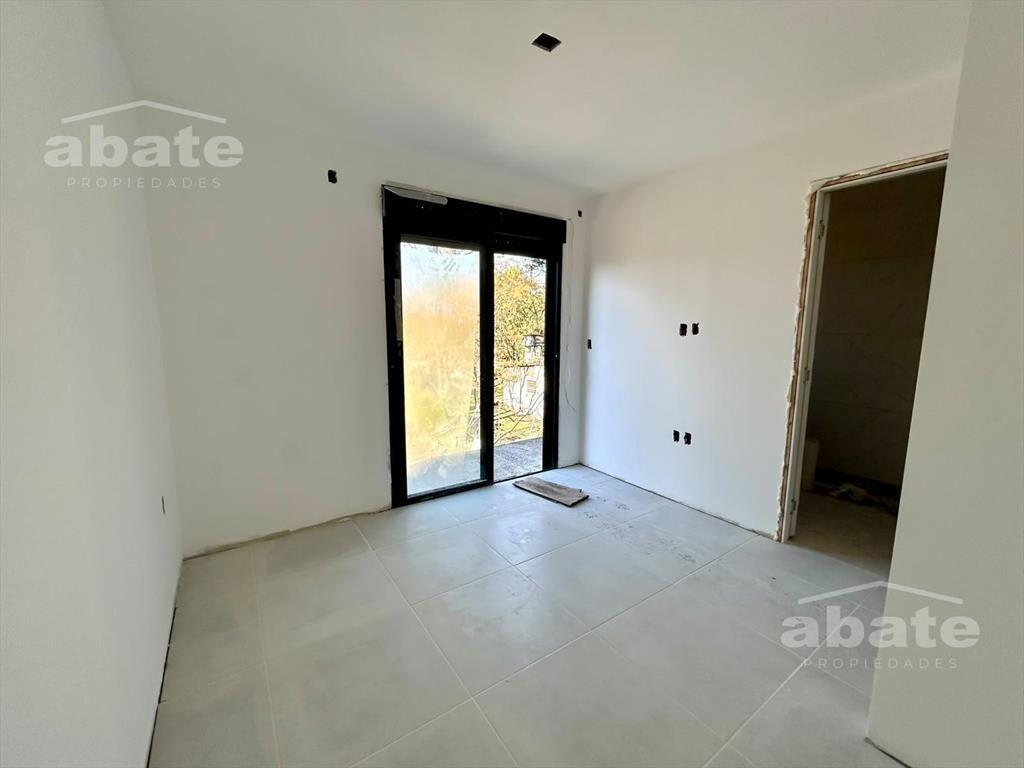 Venta casa de 3 dormitorios a estrenar próximo a Av. de los