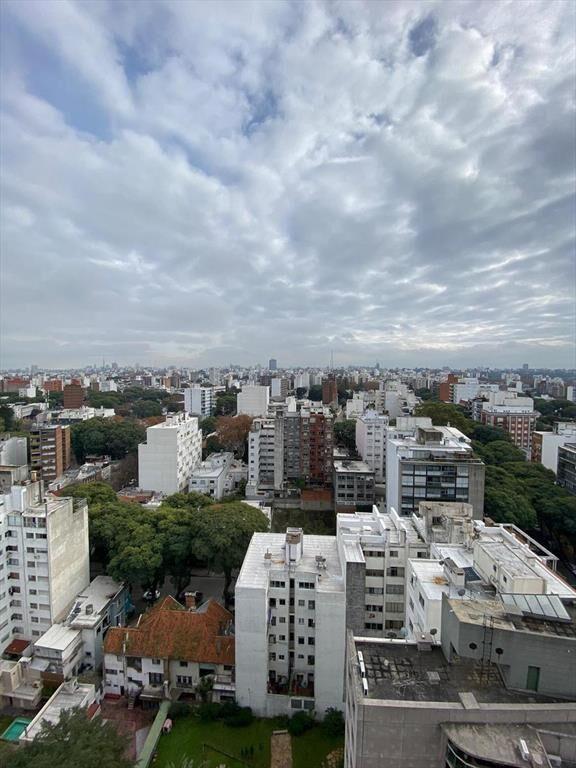 Av Brasil prox Rambla, piso alto, equipado, piscina, gym, s