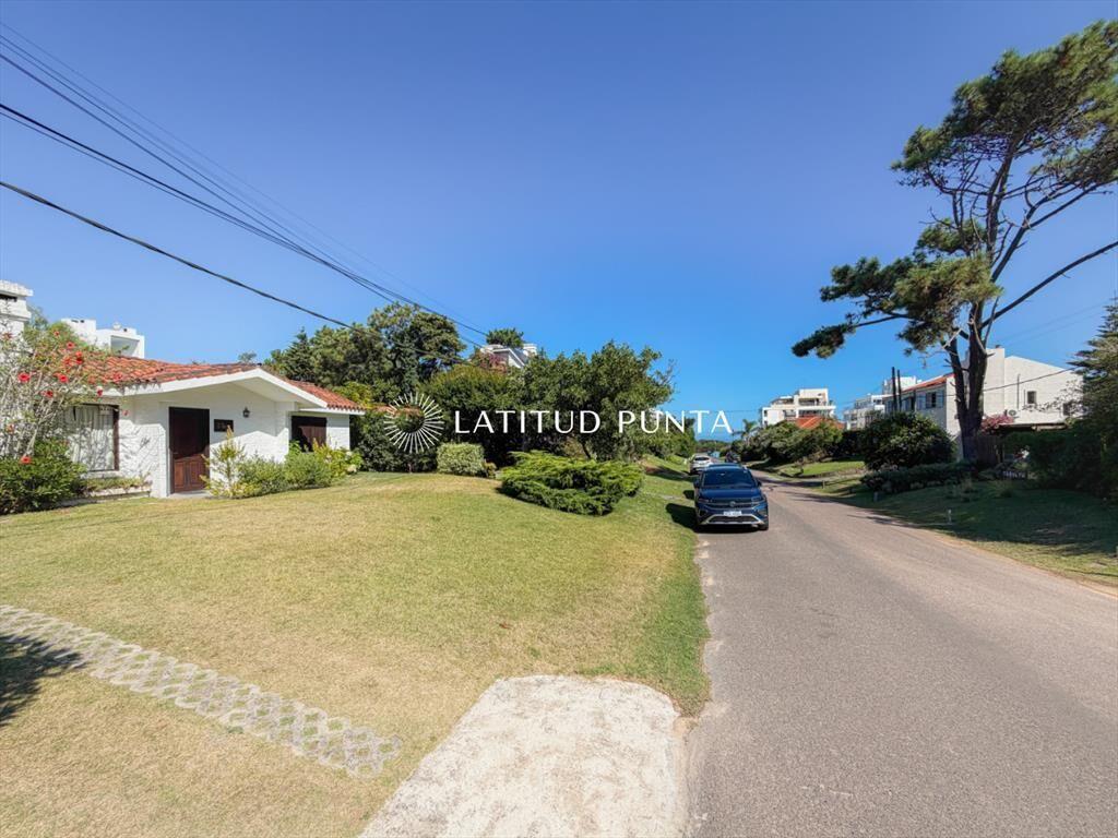 Casa en Rincón del Indio a 150 metros del mar
