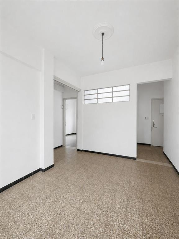 Venta apartamento de 2 dormitorios a metros de Nuevo Cent...