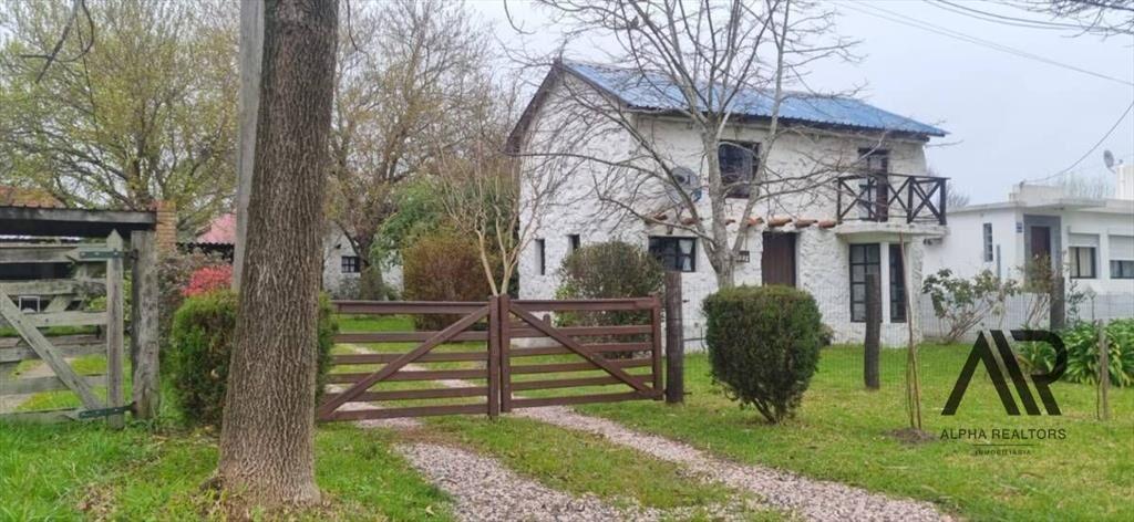 Venta De 2 Cabañas En Playa Grande