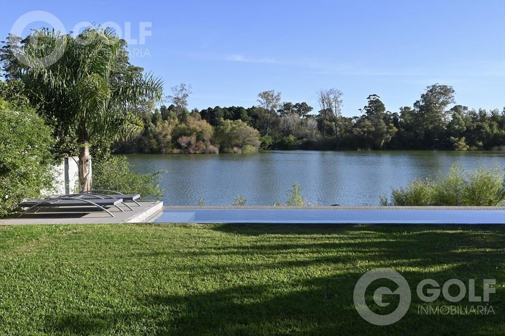Venta de Casa 3 Dormitorios en Lagos - con Piscina Infinita